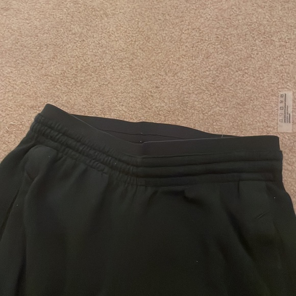 Women’s nike joggers - Picture 3 of 3